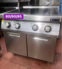 Μεταχειρισμένη επιδαπέδια ηλεκτρική κουζίνα με αποθηκευτικό χώρο κάτω και 4 επαγωγικά μάτια, Zanussi‼