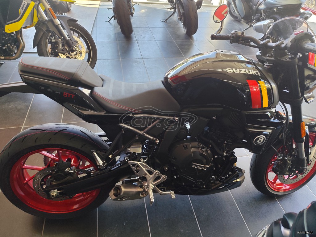 Suzuki GSX 8S 2025 GSX-8TT