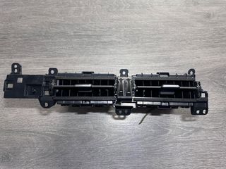 Κεντρικός Αεραγωγός Ταμπλό Διπλός Toyota Corolla E170 55670-02320