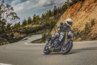 Suzuki 2025 GSX-8T-thumb-5