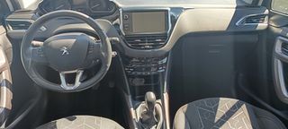 Peugeot 2008 2016 1.2 PURETECH 110 STYLE PANORAMA-thumb-22