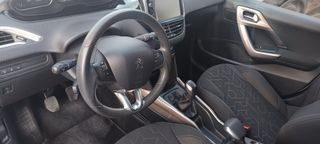 Peugeot 2008 2016 1.2 PURETECH 110 STYLE PANORAMA-thumb-28
