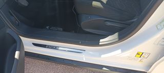 Peugeot 2008 2016 1.2 PURETECH 110 STYLE PANORAMA-thumb-10