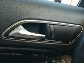Mercedes-Benz GLA 180 2016 1.6 122HP,AUTOMATIC,7 DCT,BI-XENON-LED,OΘΟΝΗ,ΔΕΡΜΑ,18".-thumb-38