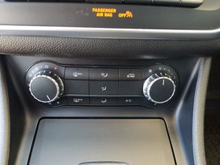 Mercedes-Benz GLA 180 2016 1.6 122HP,AUTOMATIC,7 DCT,BI-XENON-LED,OΘΟΝΗ,ΔΕΡΜΑ,18".-thumb-33