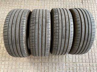 225/45/17 Michelin Pilot Sport 4