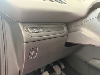 Peugeot 208 2016 1.2 PURETECH 82PS  STYLE-thumb-50
