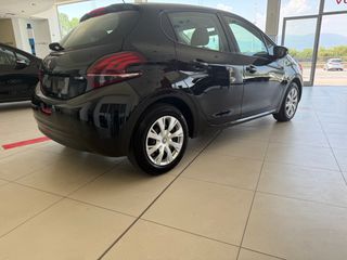 Peugeot 208 2016 1.2 PURETECH 82PS  STYLE-thumb-11