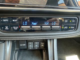 Toyota Auris 2015 ΓΥΑΛΙΝΗ ΟΡΟΦΗ-ΚΑΜΕΡΑ-NAVI-BOOK SERVICE-thumb-39