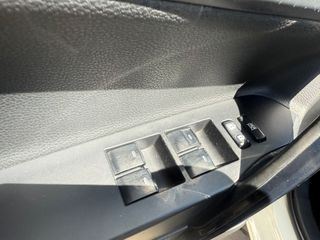 Toyota Auris 2015 ΓΥΑΛΙΝΗ ΟΡΟΦΗ-ΚΑΜΕΡΑ-NAVI-BOOK SERVICE-thumb-48