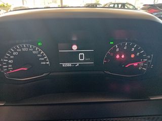 Peugeot 208 2020 1.2 Pure Tech Active Business-thumb-38