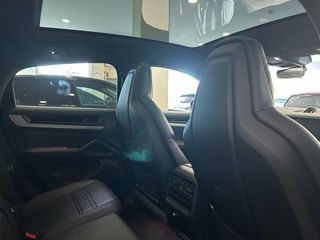 Porsche Cayenne 2025 HYBRID-thumb-19