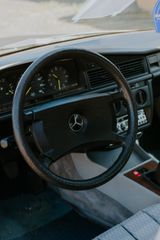 Mercedes-Benz 190 1988 190D-thumb-14