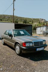 Mercedes-Benz 190 1988 190D