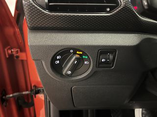 Volkswagen T-Cross 2022 1.0 TSI 95PS Life-thumb-12
