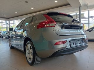 Volvo V40 2016 D2 MOMENTUM DIESEL-thumb-13