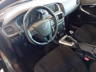 Volvo V40 2016 D2 MOMENTUM DIESEL-thumb-26