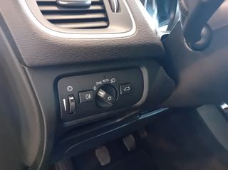 Volvo V40 2016 D2 MOMENTUM DIESEL-thumb-28