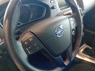 Volvo V40 2016 D2 MOMENTUM DIESEL-thumb-29