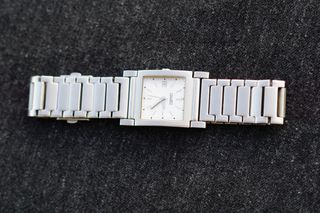 Ρολόι χειρός ESPRIT με μπρασελέ vintage .