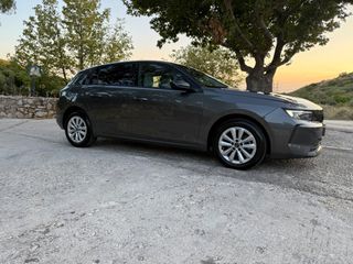 Opel Astra 2024-thumb-5