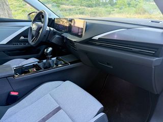 Opel Astra 2024-thumb-17