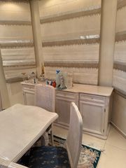 ΤΡΑΠΕΖΑΡΙΑ+6ΚΑΛΕΚΛΕΣ +ΜΠΟΥΦΕΣ+ΒΙΤΡΙΝΑ