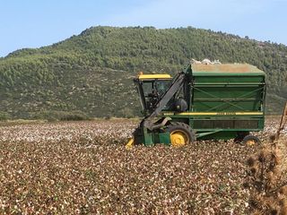 Αλωνιστική Μηχανή John Deere 1984 9920