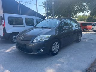 Toyota Auris 2011 90HP D-4D   ACTIVE