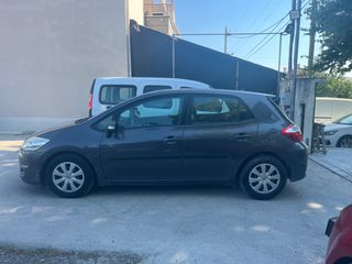 Toyota Auris 2011 90HP D-4D   ACTIVE-thumb-11