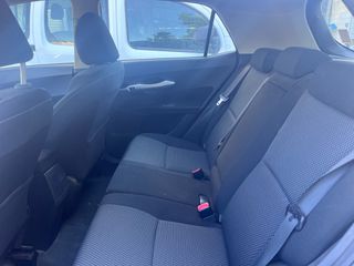 Toyota Auris 2011 90HP D-4D   ACTIVE-thumb-13
