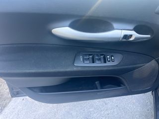 Toyota Auris 2011 90HP D-4D   ACTIVE-thumb-16