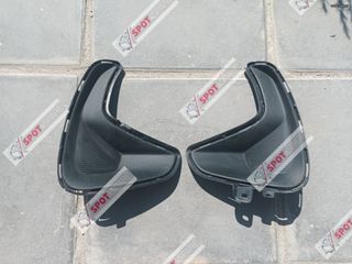 SET ΔΙΧΤΥ ΠΡΟΦΥΛΑΚΤΗΡΑ ΕΜΠΡΟΣ ΜΑΥΡΟ TOYOTA YARIS 2020-2026 52112-K0010 / 52113-K0010
