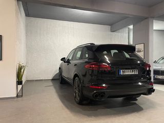 Porsche Cayenne 2016 E Hybrid-Matrix-Panorama-Αερανάρτηση-Chrono Package-thumb-37