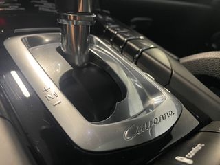 Porsche Cayenne 2016 E Hybrid-Matrix-Panorama-Αερανάρτηση-Chrono Package-thumb-57
