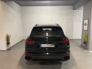 Porsche Cayenne 2016 E Hybrid-Matrix-Panorama-Αερανάρτηση-Chrono Package-thumb-30