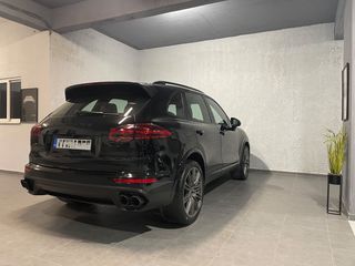 Porsche Cayenne 2016 E Hybrid-Matrix-Panorama-Αερανάρτηση-Chrono Package-thumb-33