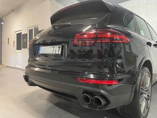 Porsche Cayenne 2016 E Hybrid-Matrix-Panorama-Αερανάρτηση-Chrono Package-thumb-34