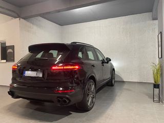 Porsche Cayenne 2016 E Hybrid-Matrix-Panorama-Αερανάρτηση-Chrono Package-thumb-35