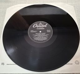 Hammer  – Too Legit To Quit  2XLP-thumb-4