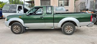 Nissan 2004 NAVARA A/C
