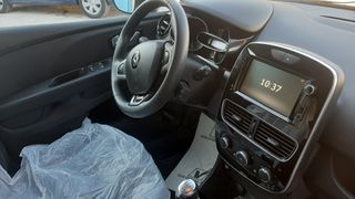 Renault Clio 2019 1.5 DCI DIESEL Moschino Zen NAVI-thumb-5