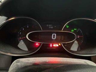 Renault Clio 2019 1.5 DCI DIESEL Moschino Zen NAVI-thumb-7