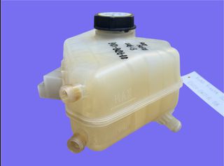 FORD FIESTA 2008-2016 ΜΕΤΑΧΕΙΡΙΣΜΕΝΑ ΑΝΤΑΛΛΑΚΤΙΚΑ ( δοχείο παγούρι παραφλού ψυγείου με κωδικό 8V21-8K218-BB )-thumb-2