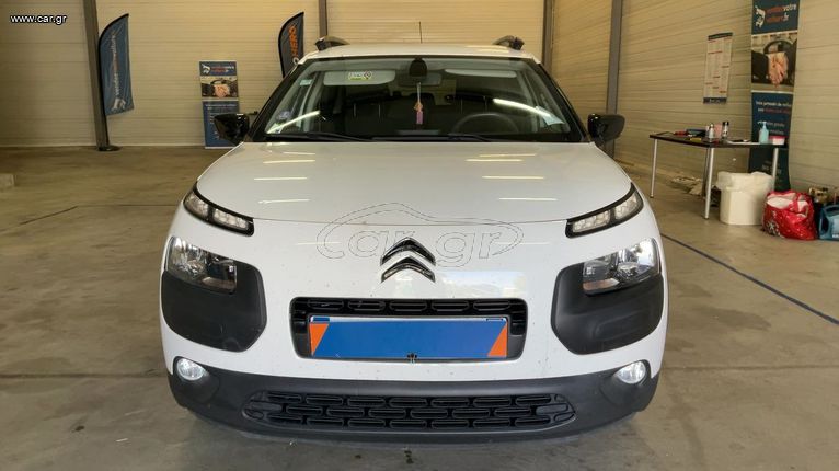 Citroen C4 Cactus 2015 Citroen C4 Cactus 1.2 VTi Shine