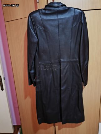 Δερμάτινη καμπαρντίνα