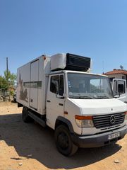 Ψυγείο Mercedes-Benz 2000 814D