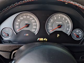 Bmw M4 2020 COMPETITION-thumb-31