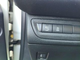 Peugeot 208 2016-thumb-6