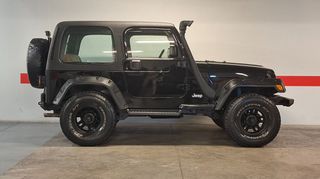 Jeep Wrangler 1996 4.0 L AUTO-thumb-3